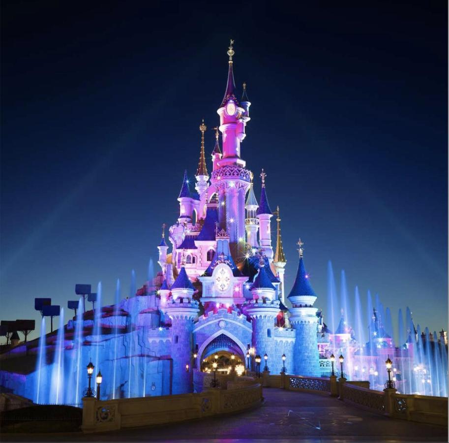 *DISNEYLAND/SERRIS*Emplacement de rêve Serris Exterior foto